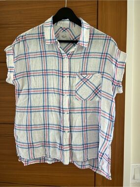 Rails Blue & Pink Plaid Rolled Cap Sleeve Linen Blend Button-Up Shirt